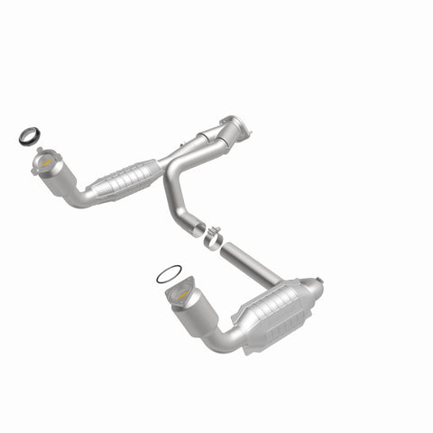 MagnaFlow Conv DF 99-00 Chevy Pickups 4.3L - 447284