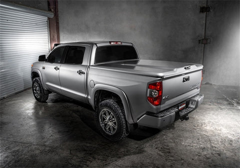 UnderCover 14-17 Toyota Tundra 6.5ft Elite LX Bed Cover - Black - UC4128L-202
