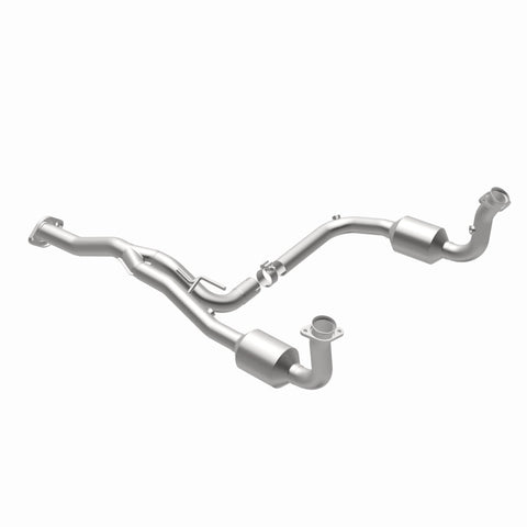 MagnaFlow 05-07 Jeep Liberty 3.7L Direct Fit Converter - 5451186