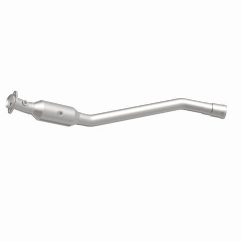 MagnaFlow Direct Fit Catalytic Converter 13-14 Mercedes-Benz GL450 V8 4.6 OEM Underbody - 21-486