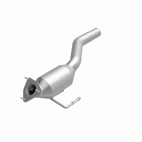 MagnaFlow Direct Fit Catalytic Converter 04-07 VW Touareg 4.2L Driver Side - 51154