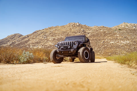 DV8 Offroad 07-23 Jeep Wrangler/Gladiator JT/JK/JL FS-25 Stubby Front Bumper w/Plated Bull Bar - FBJL-06