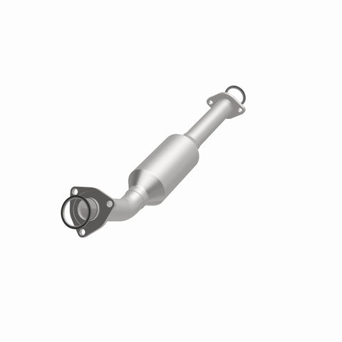 MagnaFlow Direct Fit Catalytic Converter OEM 2003-2004 Toyota Tundra Underbody - 28.75in Length - 4551406