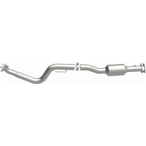 MagnaFlow 2009 Chevrolet Express 4500 V8 6.0L Right Underbody Catalytic Converter - 280428