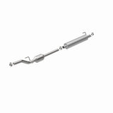 MagnaFlow Direct Fit Catalytic Converter 2002-2006 Sprinter 2500 2.7 L Underbody - 52290
