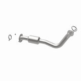 MagnaFlow Direct Fit Catalytic Converter 13-15 RAV4 2.5 Underbody - 52543