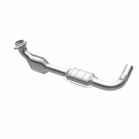 MagnaFlow Direct Fit Catalytic Converter 00-04 Ford E150 4.6L Driver Side - 458001