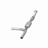 MagnaFlow Direct Fit Catalytic Converter 97-99 Ford Vans 4.6L - 447110