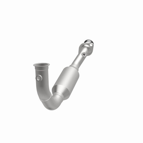 MagnaFlow Direct Fit Catalytic Converter OEM 2004 Jeep Liberty Underbody - 4551583