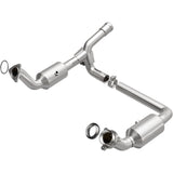 MagnaFlow 19-20 GMC Sierra 1500 Single Underbody 4.3L/5.3L Direct Fit Catalytic Converter - 280656