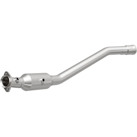 MagnaFlow Direct Fit Catalytic Converter 13-14 Mercedes-Benz GL450 V8 4.6 OEM Underbody - 21-486