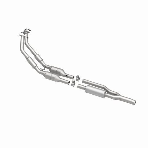 MagnaFlow Direct Fit Catalytic Converter TT QUATTRO-08 3.2L OEM - 49716