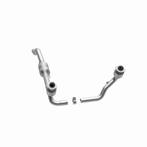 MagnaFlow Direct Fit Catalytic Converter 00-03 Durango 4WD 4.7L - 458047