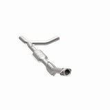 MagnaFlow Direct Fit Catalytic Converter 00-04 Ford E150 4.6L P/S - 447157