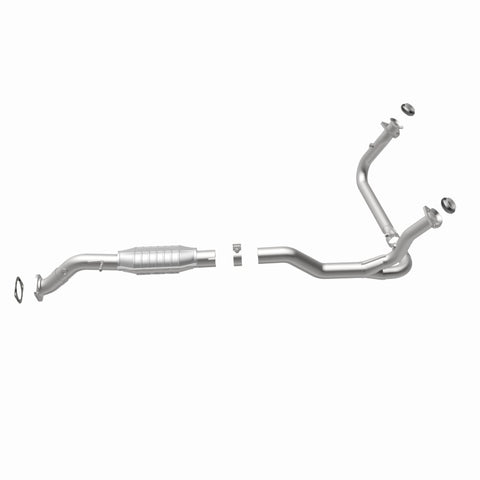 MagnaFlow Direct Fit Catalytic Converter 00-05 Blazer 4WD 4.3L OEM - 49574