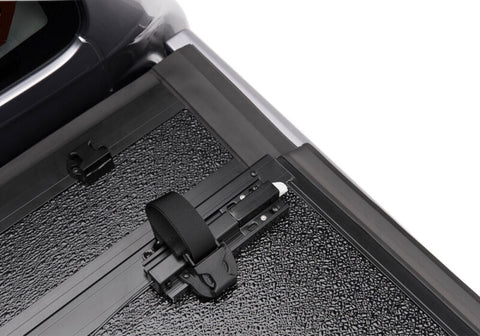 UnderCover 2024 Toyota Tacoma 5ft Flex Bed Cover - FX41019