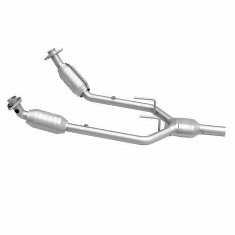 MagnaFlow Direct Fit Catalytic Converter 96-97 Mercury Cougar 3.8L - 444080
