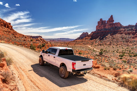 Truxedo 2023 GMC Canyon/Chevrolet Colorado 5ft 2in Sentry CT Bed Cover - 1550016