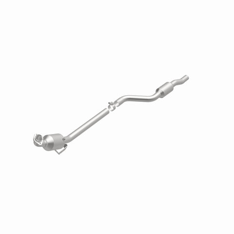 MagnaFlow Conv Direct Fit 10-12 Mercedes-Benz GLK350 V6 3.5 OEM Underbody - 21-440