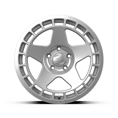 Fifteen52 Turbomac 17x7.5 +30 73.10mm Center Bore Speed Silver Wheel - TURSS-77540+30