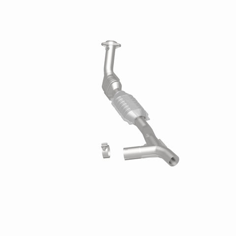 MagnaFlow Direct Fit Catalytic Converter 97-98 Ford Trucks 5.4L - 447130