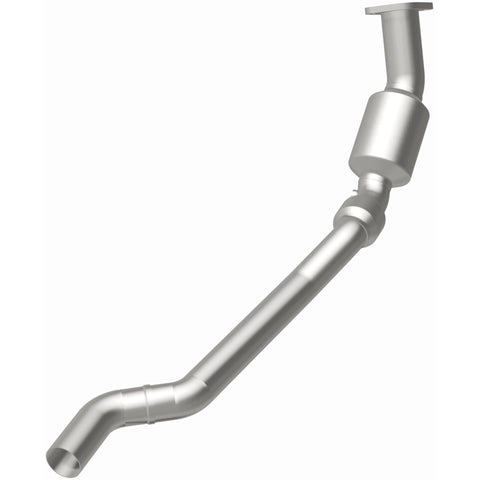 MagnaFlow Direct Fit Catalytic Converter 06-14 Chrysler 300 5.7L - 5561585