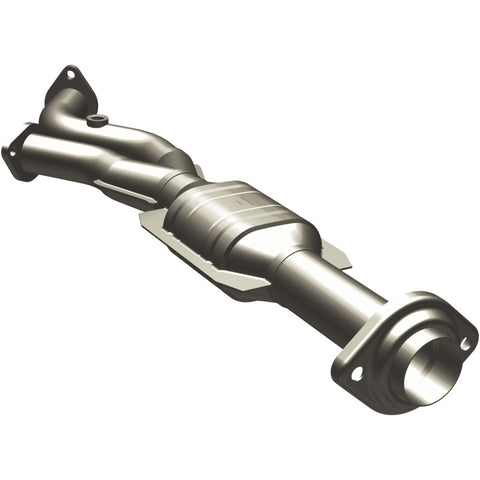 MagnaFlow Direct Fit Catalytic Converter 03-04 4Runner 4.7 Rear OEM - 49696