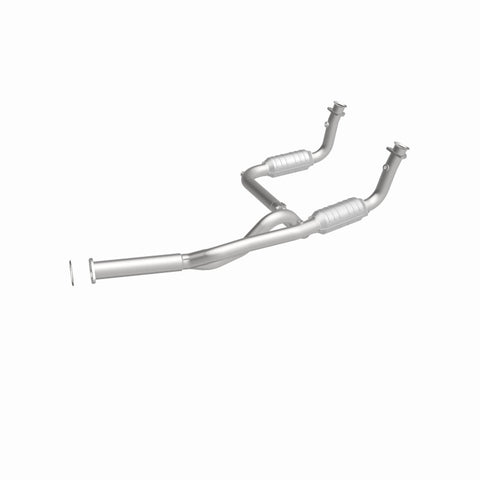 MagnaFlow Conv DF 2000 Chevrolet/GMC Express/Savana 1500/2500 5.7L to 8500 GVW - 23073