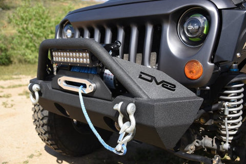 DV8 Offroad 07-18 Jeep Wrangler JK/JL FS-15 Steel Stubby Front Bumper w/ Fog Lights - FBSHTB-15