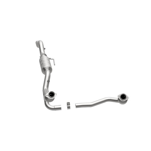 MagnaFlow Direct Fit Catalytic Converter 02-03 Dodge Durango 5.9L - 51351
