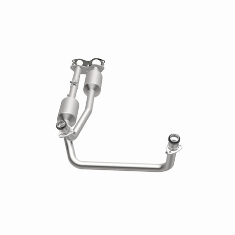 MagnaFlow Converter Direct Fit California Grade 96-00 GM Tahoe/Yukon/Escalade 5.7L - 4451453