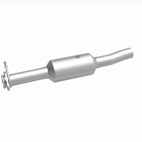 MagnaFlow 09-10 Ford F-550 Super Duty V10 6.8L Rear Underbody Direct Fit Catalytic Converter - 280434