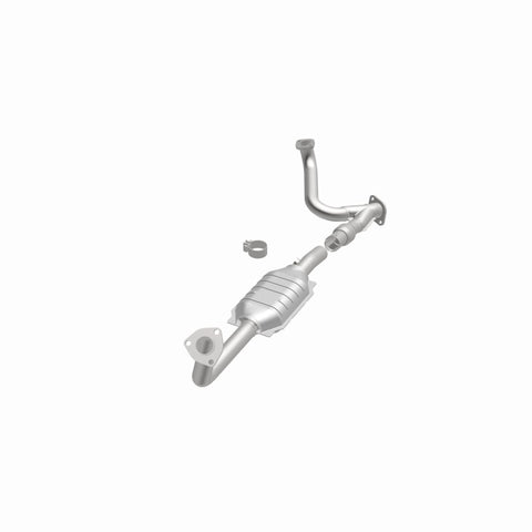 MagnaFlow Direct Fit Catalytic Converter 98-02 3.5L Isuzu Trooper DS - 23635