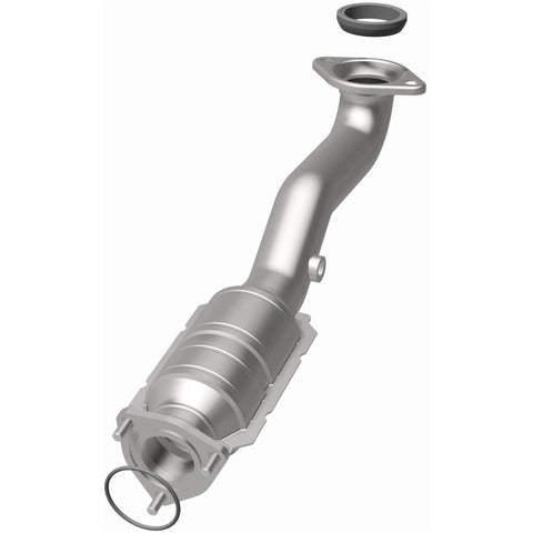 MagnaFlow Direct Fit Catalytic Converter 10-11 Honda CR-V 2.4L - 51783