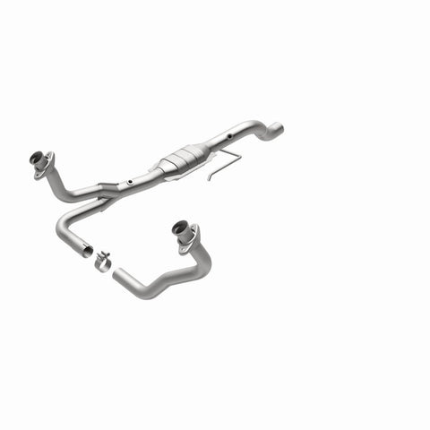 MagnaFlow Direct Fit Catalytic Converter 00-03 Dakota 4.7L 4WD OEM - 49600