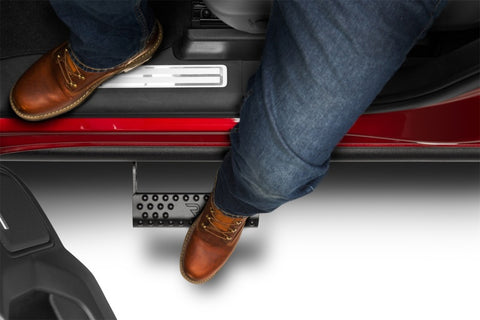 N-Fab RKR Step System 2019 Chevy/GMC 1500 Crew Cab - Cab Length - Tex. Black - 1.75in - C194RKRCCS4