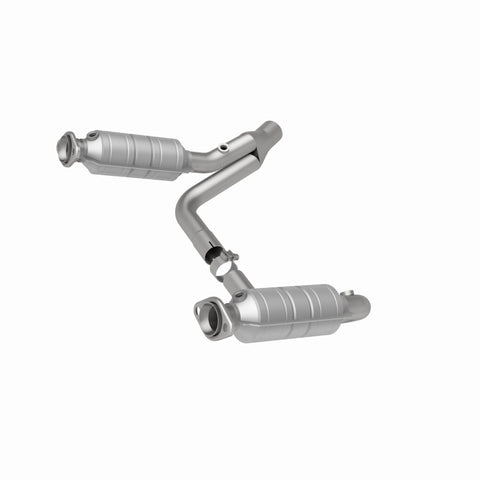 MagnaFlow Direct Fit Catalytic Converter Raider 2006 8 4.7L - 24398