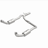 MagnaFlow 09-13 Ford E-350 Super Duty V10 6.8 OEM Underbody Direct Fit Catalytic Converter - 21-599