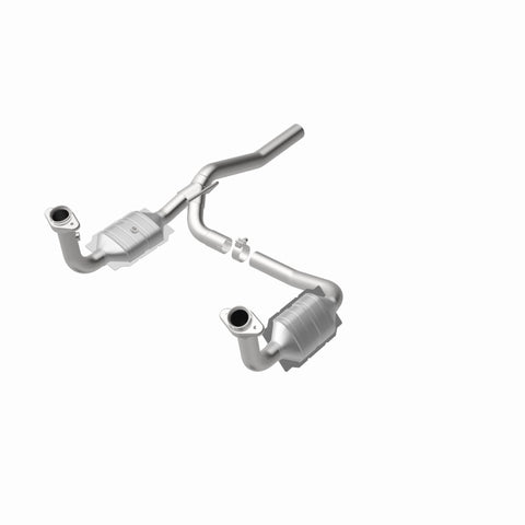 MagnaFlow Direct Fit Catalytic Converter 07-11 Dodge Nitro 4.0L - 51829