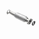 MagnaFlow Direct Fit Catalytic Converter 04-06 Toyota Sienna 3.3L AWD Rear - 24158