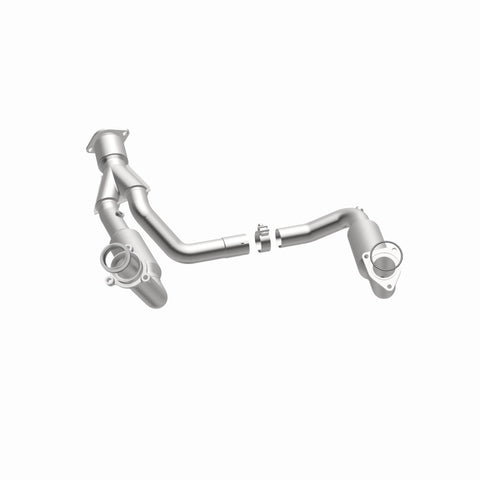 MagnaFlow Conv Direct Fit 07-09 Chevy Trailblazer SS 6.0L V8 - 5451650