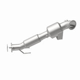 MagnaFlow 13-16 Ford Focus ST L4 2.0L California Grade Direct-Fit Catalytic Converter - 5561633