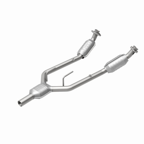 MagnaFlow Direct Fit Catalytic Converter 96-97 Mercury Cougar 3.8L - 444080