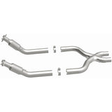 MagnaFlow 13-14 Ford Mustang 5.8L OEM Underbody Direct Fit EPA Compliant Catalytic Converter - 21-625