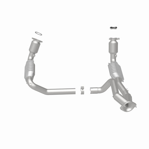 MagnaFlow Conv DF Chevy/GMC Avalanche/Sierra/Silverado/Suburban/Yukon XL 1500 / Tahoe/Yukon 5.3L - 458062