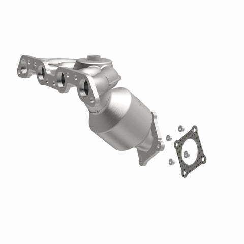 MagnaFlow Direct Fit Catalytic Converter 00-01 Dodge Neon / Plymouth Neon 2.0L (CA Emissions) - 452651