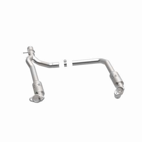 MagnaFlow Direct Fit Catalytic Converter 2009-2012 E-150 5.4 L Underbody - 52294