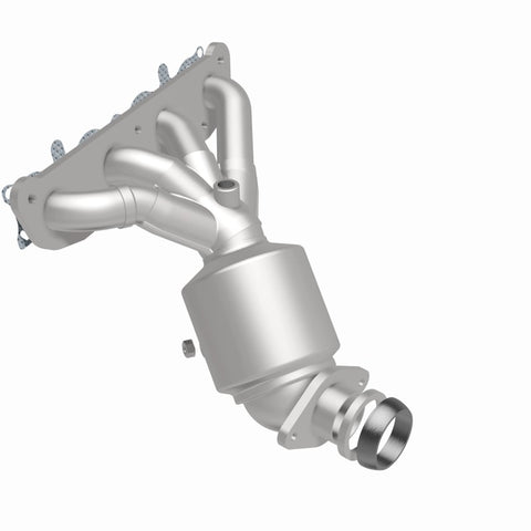 MagnaFlow Direct Fit Catalytic Converter 09-14 Sentra 2.0L Manifold - 52271