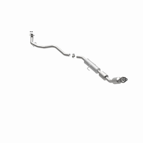 MagnaFlow Direct Fit Catalytic Converter 07-11 Toyota Yaris 1.5L Underbody - 52581