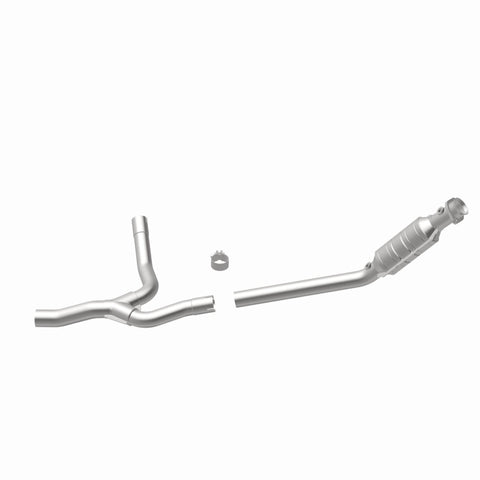 MagnaFlow Direct Fit Catalytic Converter OEM 2005 Dodge Ram 1500 Underbody - 4551024